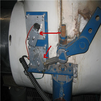 HQDQ-2X15MR/SGB-磁感应开关生_双向拉绳开关生产厂家KBW-220L隔爆拉绳开关