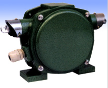XDT-A-1G 双向拉绳开关带灯KBW-220L隔爆拉绳开关 XDT-A-1G 双向拉绳开关带灯KBW-220L隔爆拉绳开关
